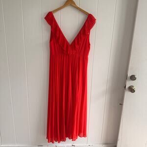 ZARA Deep Plunge Red Pleated Dress Size Large